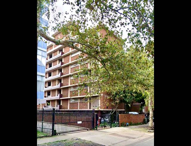 3 BEDROOM APARTMENT FOR SALE IN SUNNYSIDE